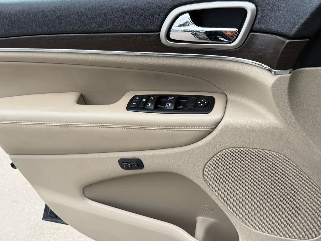 2014 Jeep Grand Cherokee Limited - Photo 23