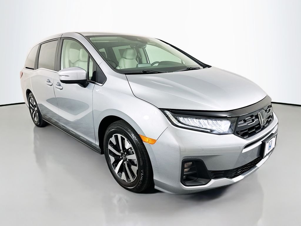 New 2026 Solar Silver Metallic Honda EX-L image 3