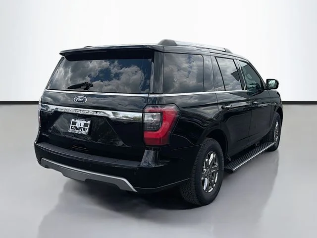 Used 2018 Black Ford Limited image 7