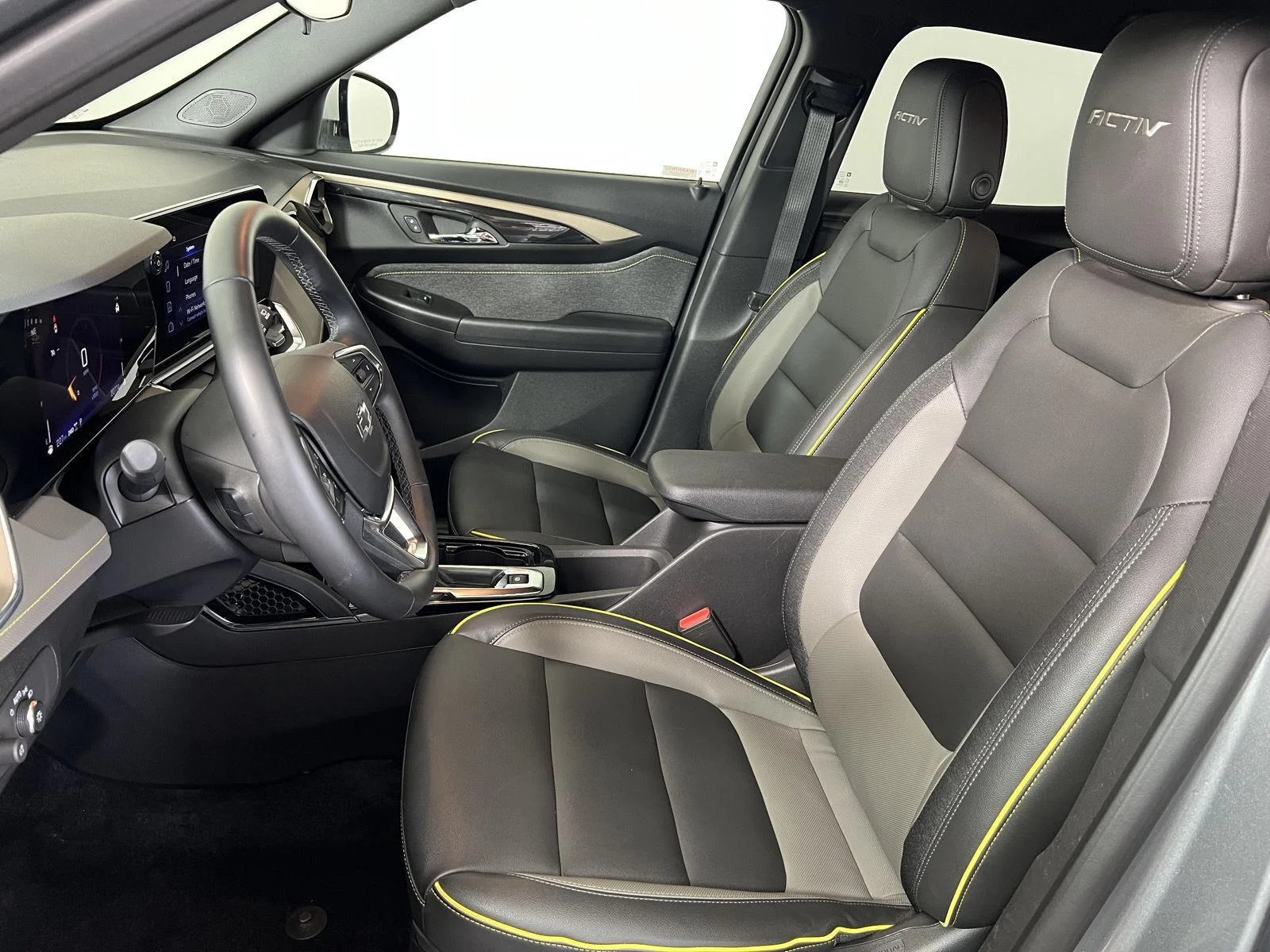 Used 2025 Sterling Gray Metallic Chevrolet ACTIV image 11