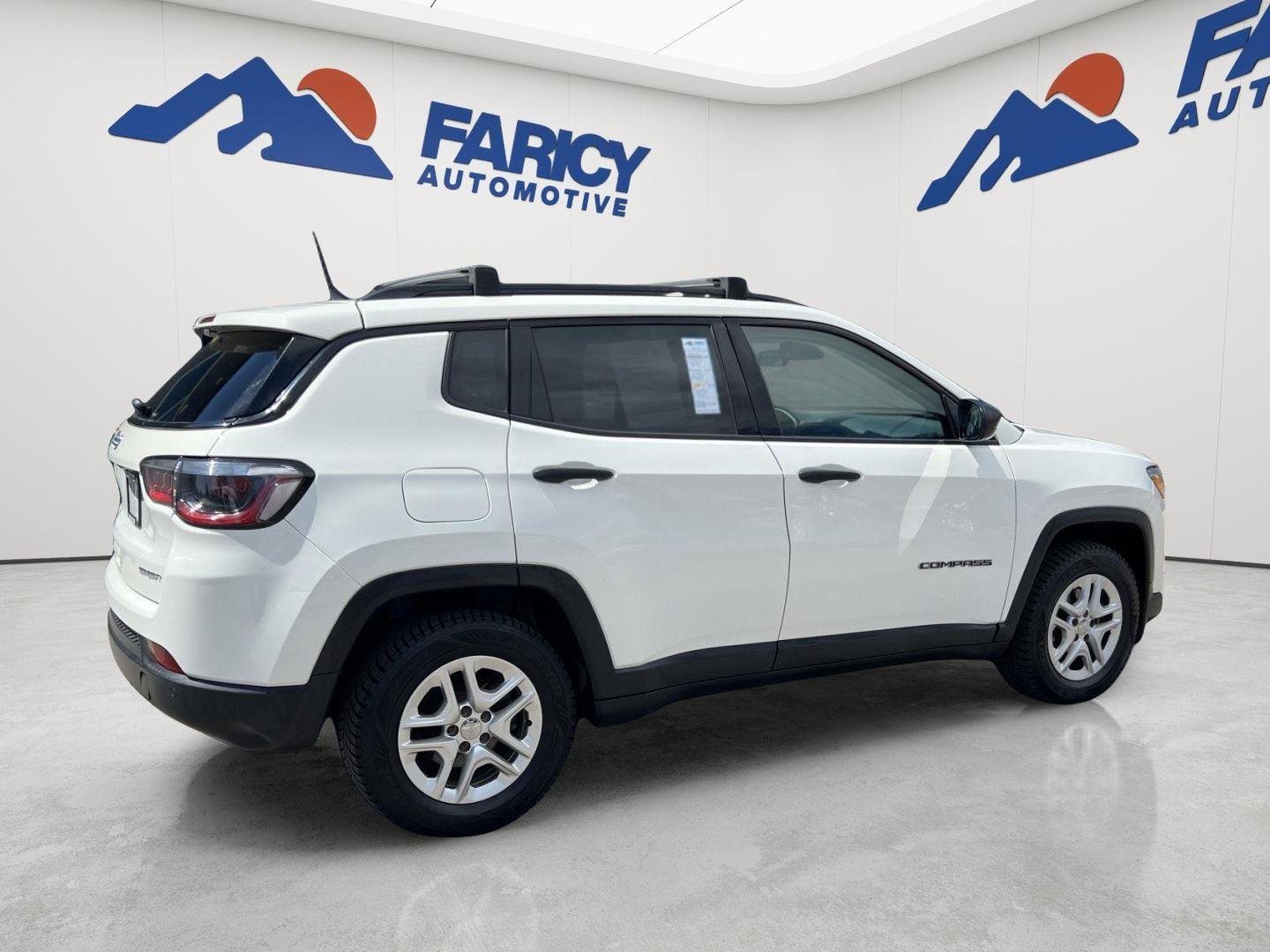 Used 2018 White Clearcoat Jeep Sport image 5