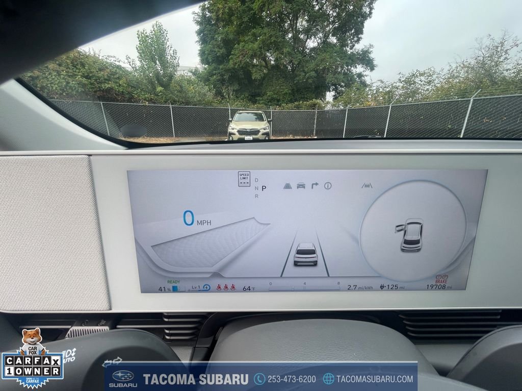 Used 2024 White Hyundai SEL image 14
