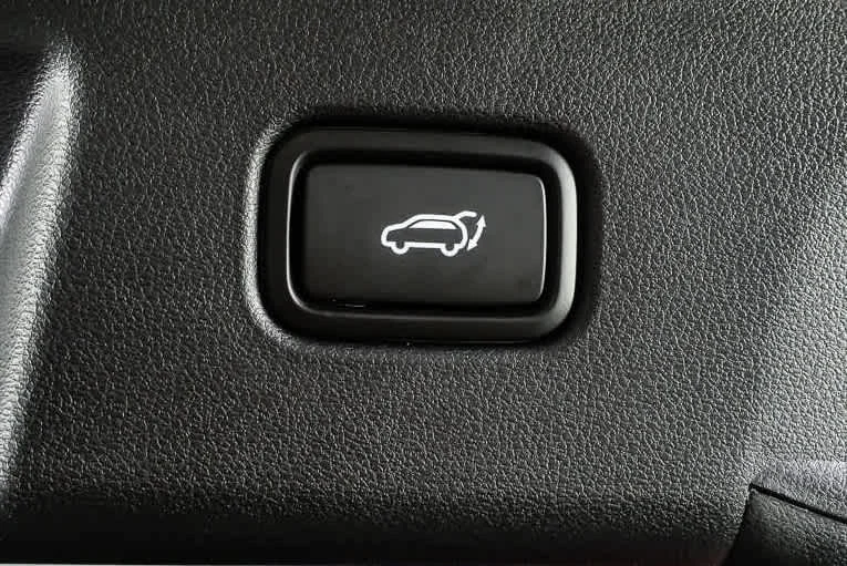 New 2026 Rockwood Green Hyundai SEL FWD image 34