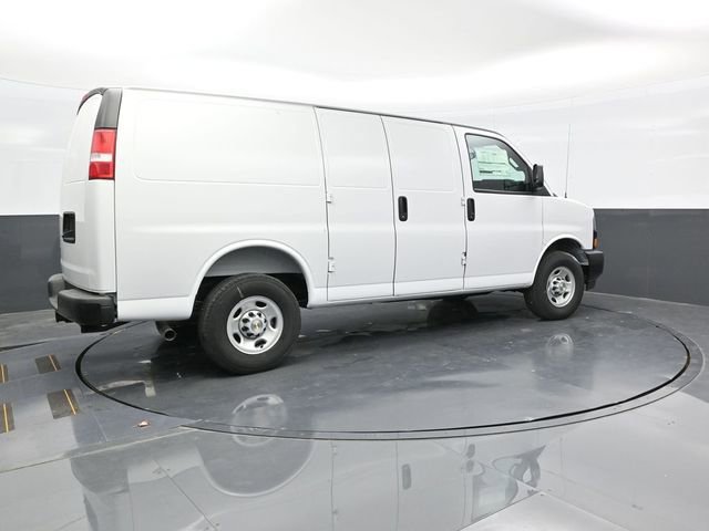 2025 Chevrolet Express Cargo Work Van - Photo 7