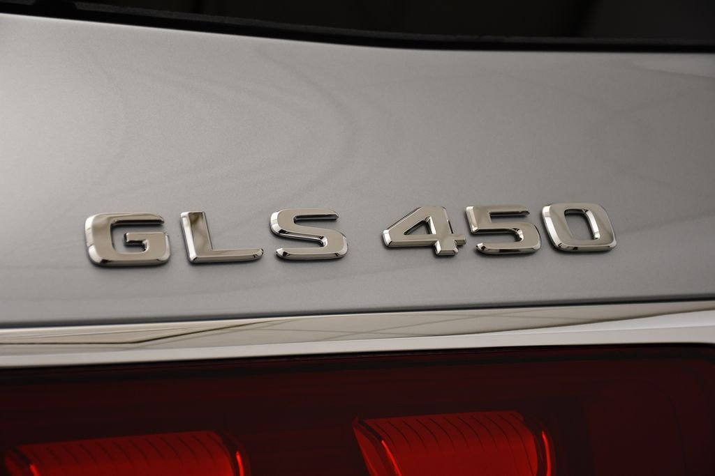 2025 Mercedes-Benz GLS Base - Photo 9