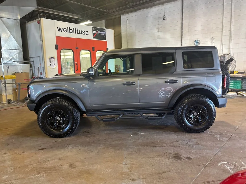 Used 2024 Gray Metallic Ford Wildtrak image 10