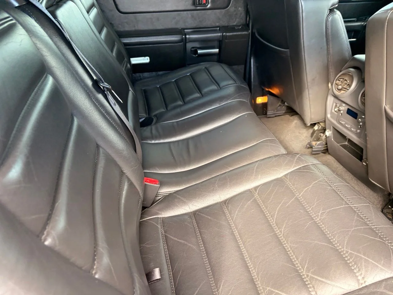 Used 2006 Black HUMMER Base image 14