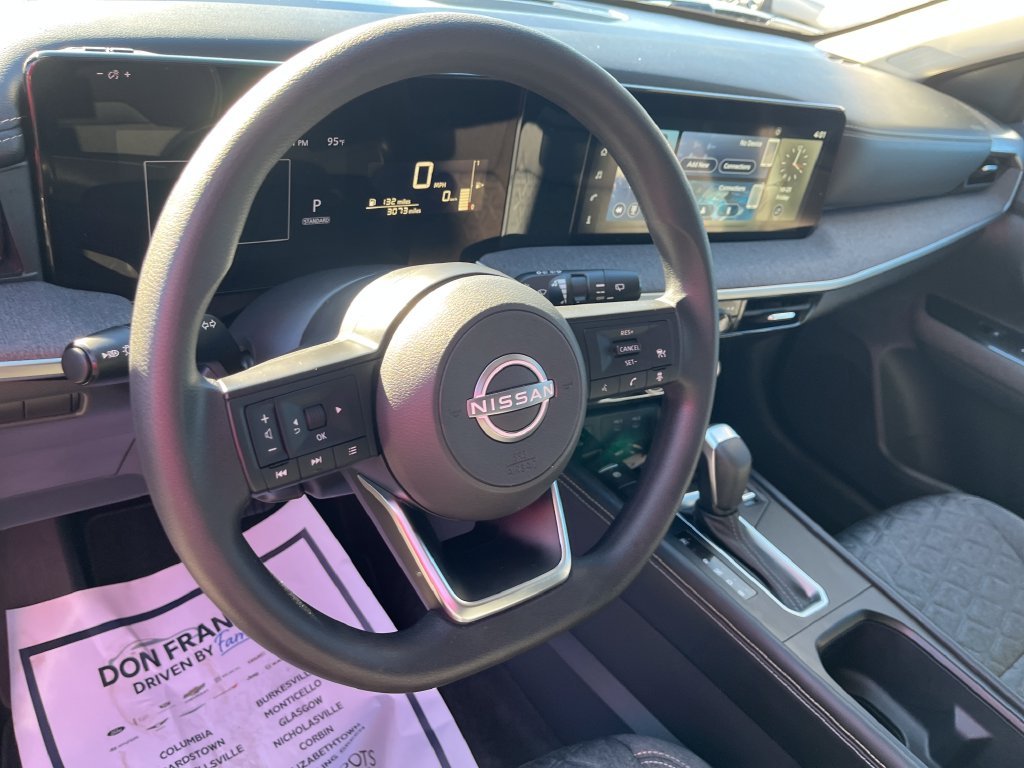 Used 2025 Gray Nissan SV image 14