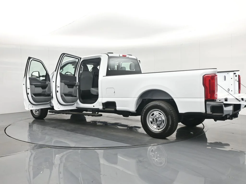 2026 Ford F-350 Super Duty XL - Photo 35
