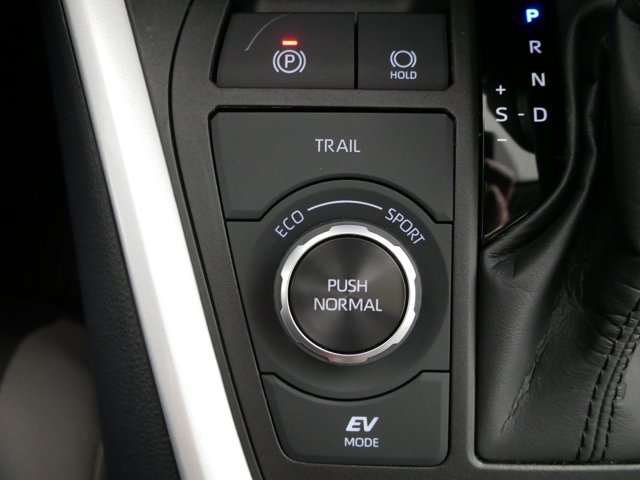 Certified Used 2024 Magnetic Gray Metallic Toyota Hybrid XLE w/ Weather Pkg & Convenience Pkg image 28