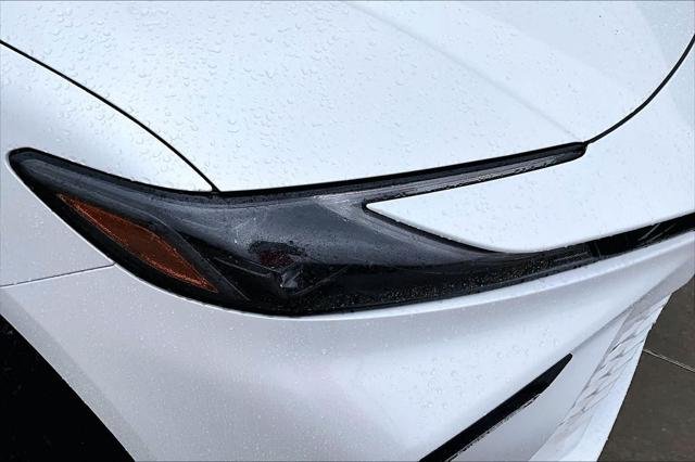 Certified Used 2025 MID BLK/WIND CHILL Toyota  image 27