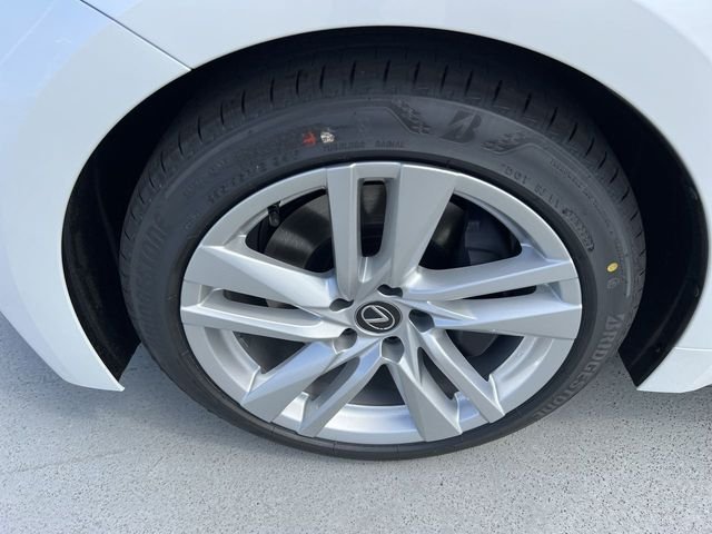 Used 2023 White Lexus 300 image 10