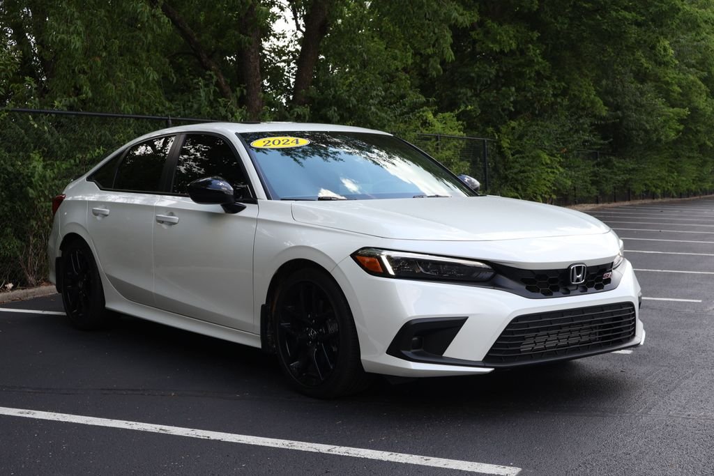 Used 2024 White Honda Base image 10