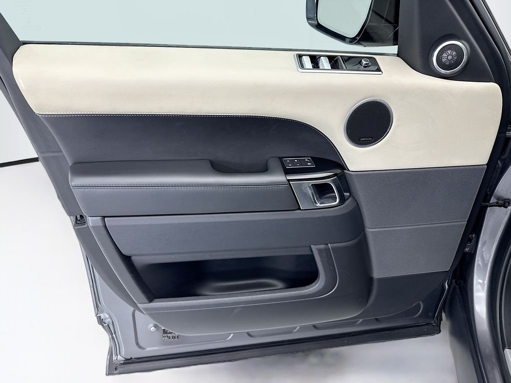 Used 2018 Carpathian Gray Premium Metallic Land Rover Supercharged image 22