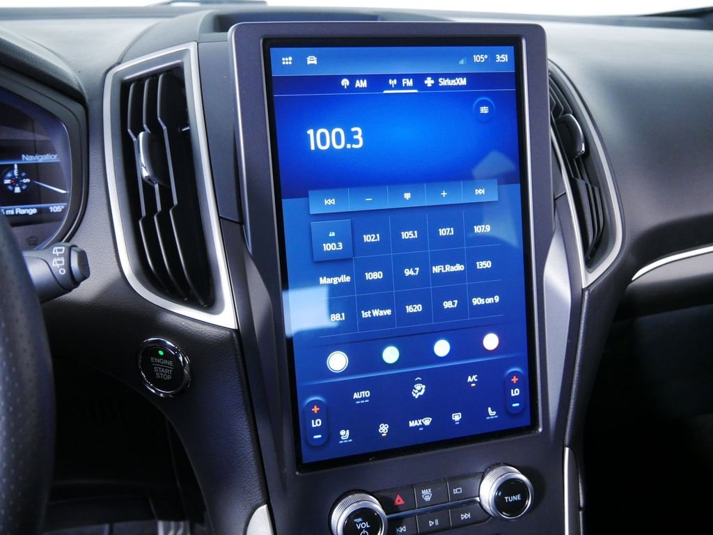 Used 2022 Gray Ford SEL image 22