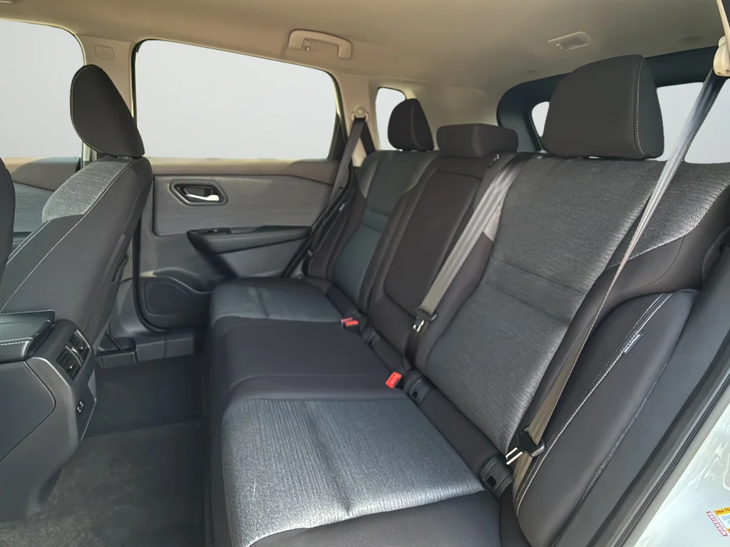Used 2023 White Nissan SV image 31