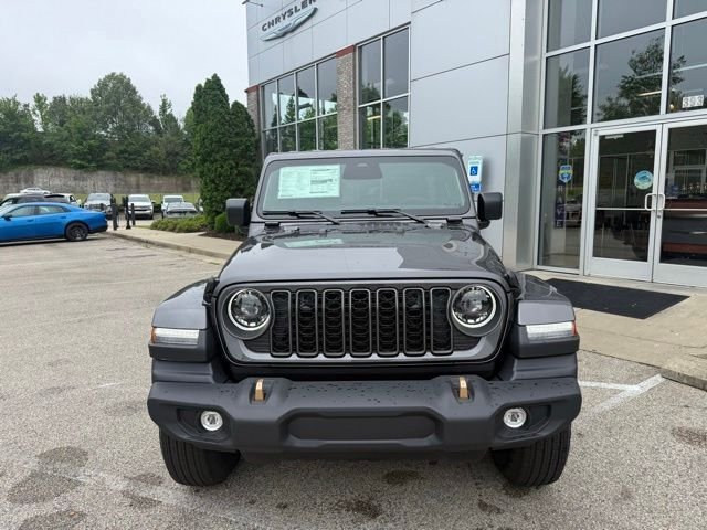 New 2026 Granite Crystal Metallic Clear-Coat Exterior Paint Jeep  image 10