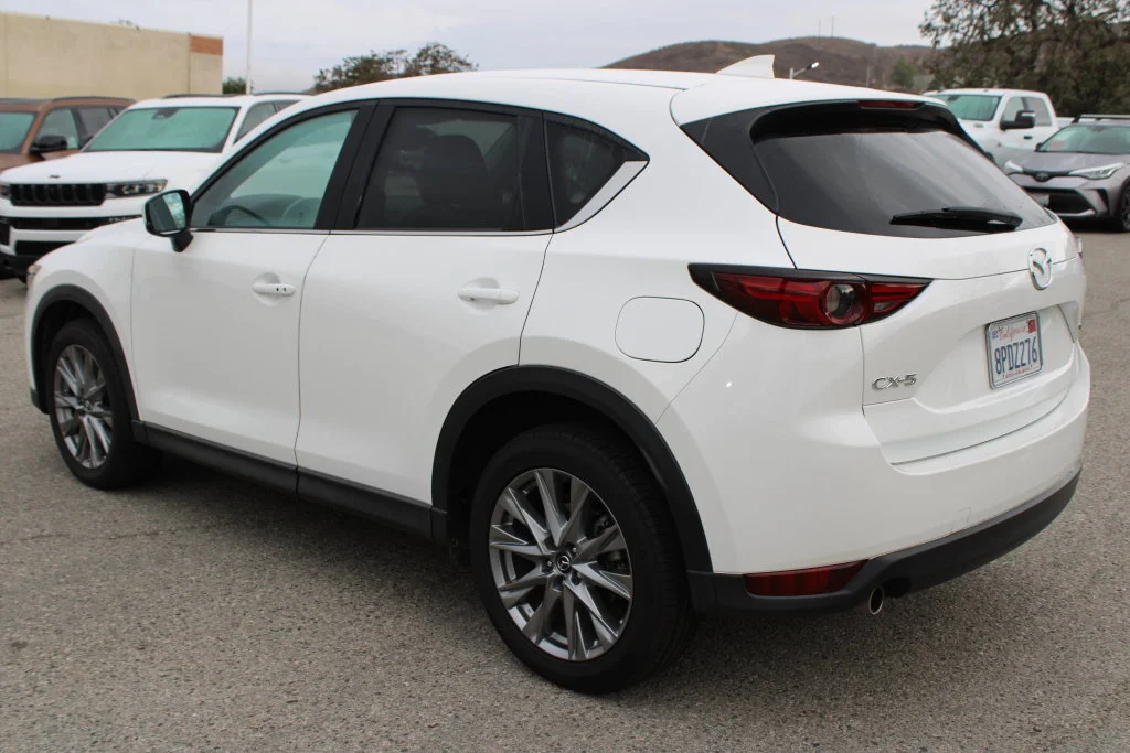 Used 2021 White Mazda Grand Touring image 6