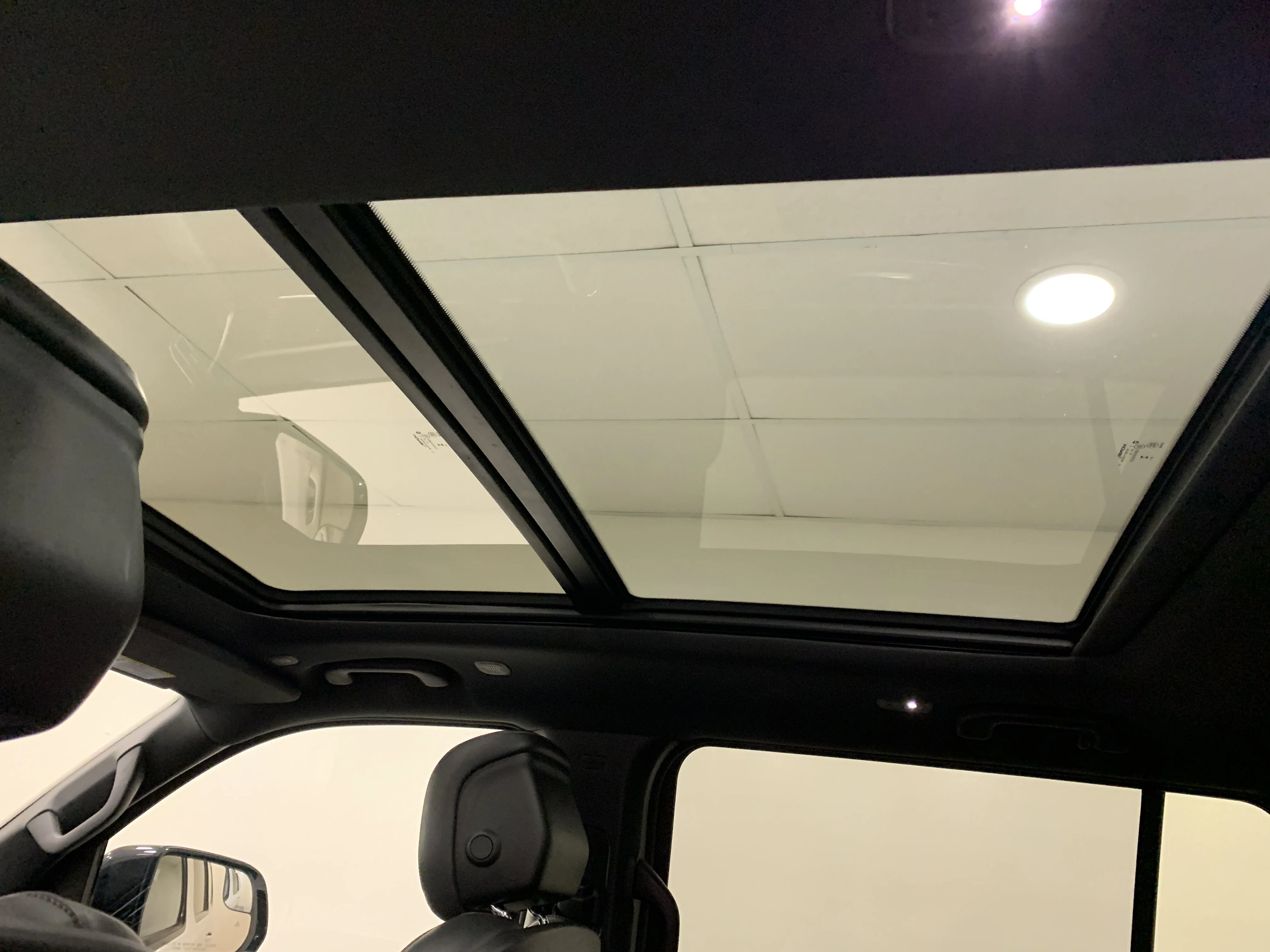 Certified Used 2024 Bright White Jeep Series II Carbide * Available Until Exported to USA * image 13
