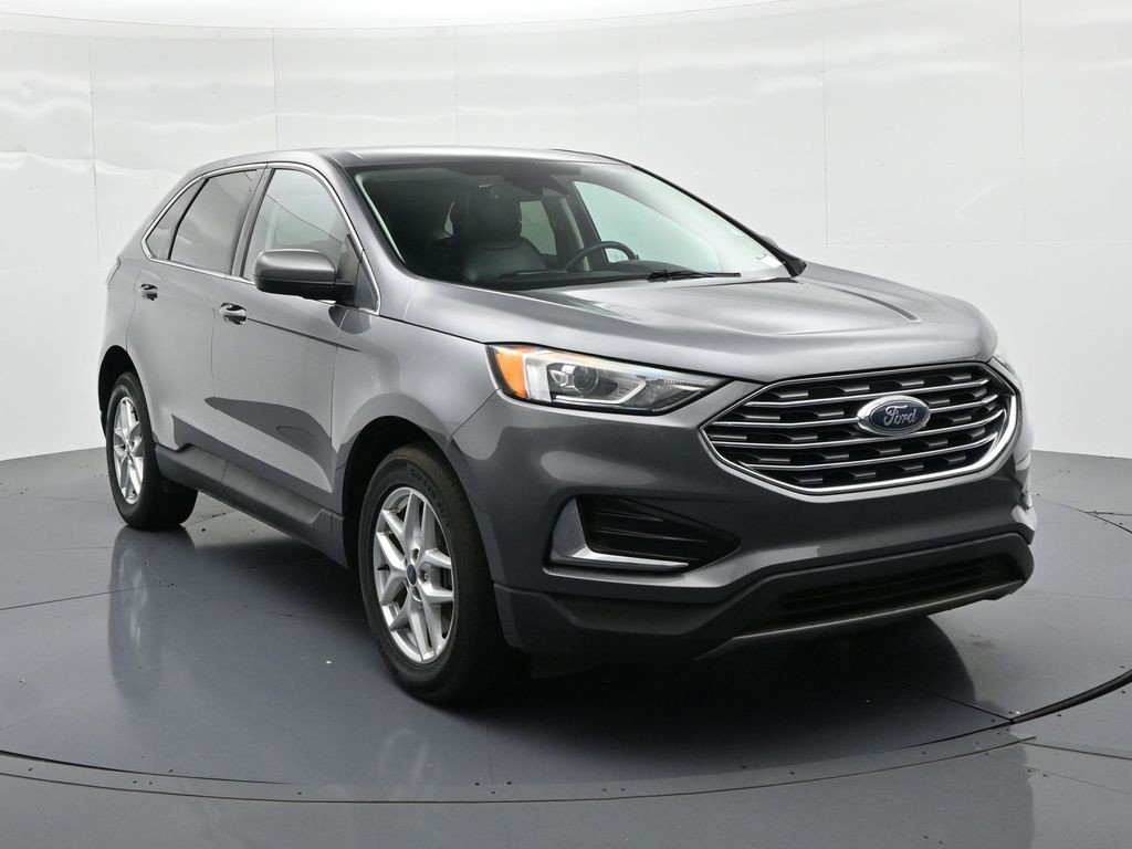 Used 2022 Gray Metallic Ford SEL image 4