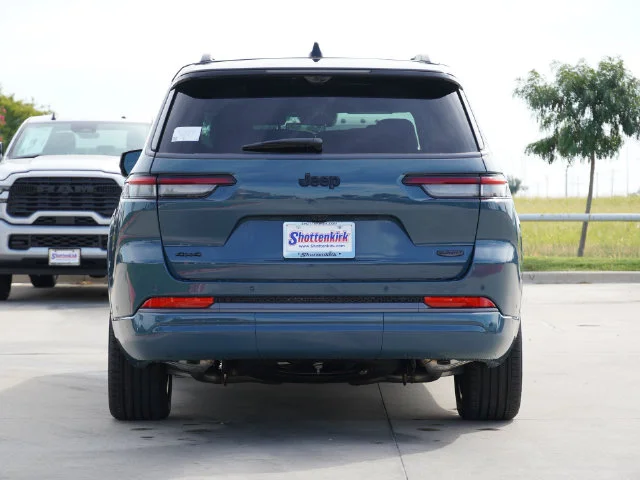 New 2027 Steel Blue Jeep Summit image 16