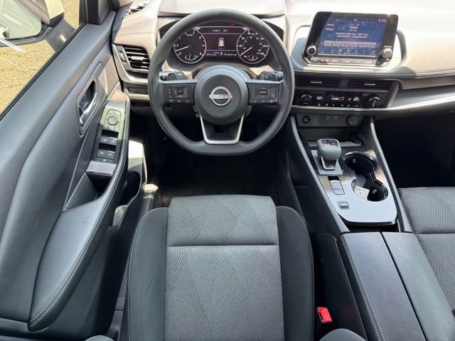 Used 2024 White Nissan SV image 11