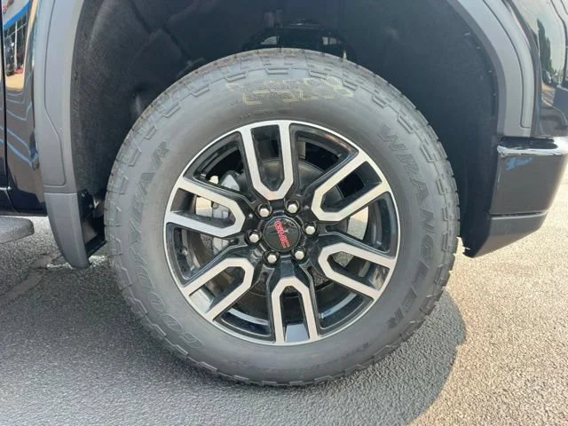 New 2026 Onyx Black GMC AT4 image 5
