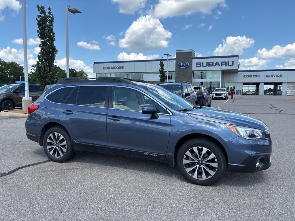 Pre-Owned 2017 Subaru Outback 2.5i 4D Sport Utility in Oklahoma