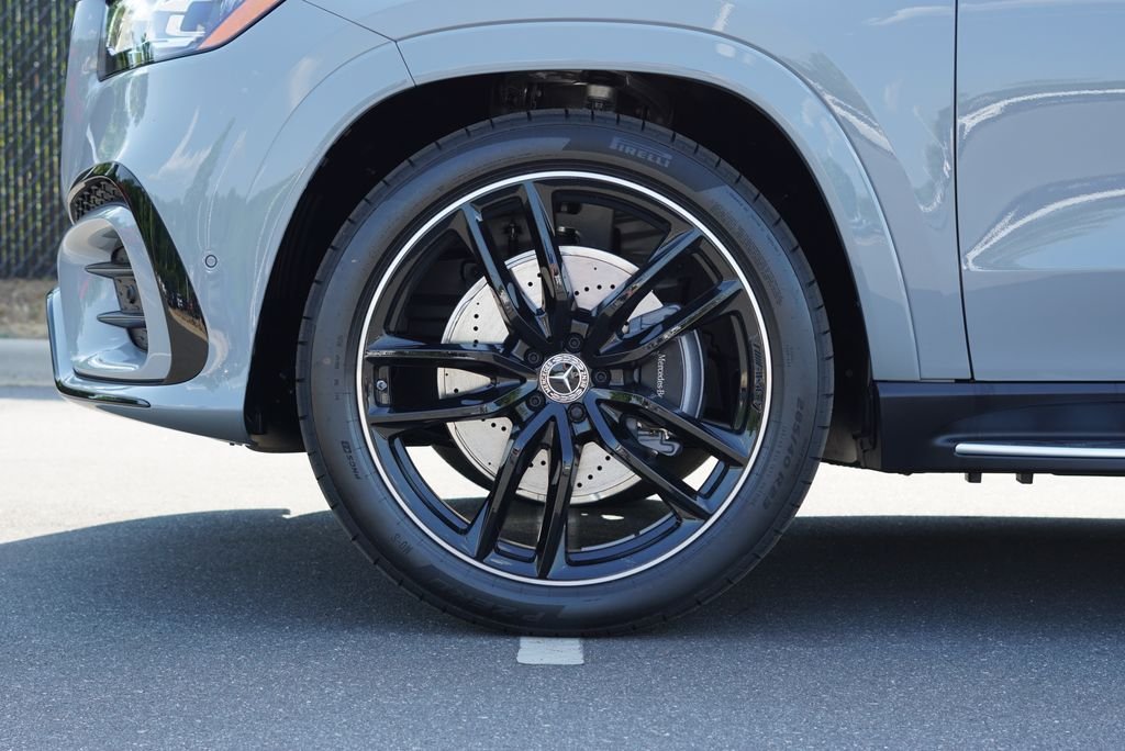 New 2026 MANUFAKTUR Alpine Grey Mercedes-Benz GLS 450 image 12