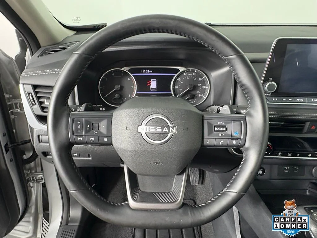 Used 2025 Silver Nissan SV image 2