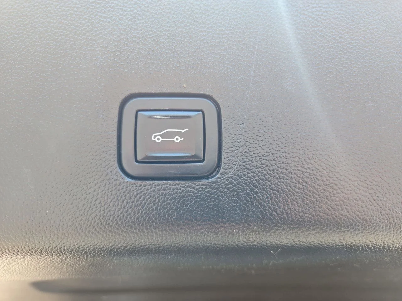 Used 2021 Satin Steel Metallic Chevrolet LT image 12