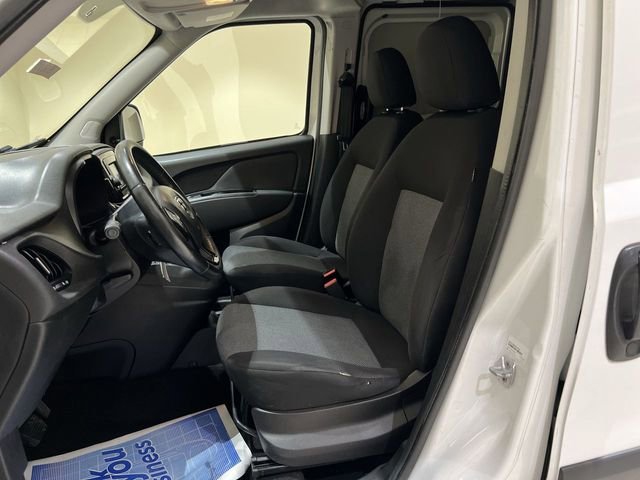 Used 2016 White Ram Tradesman image 16