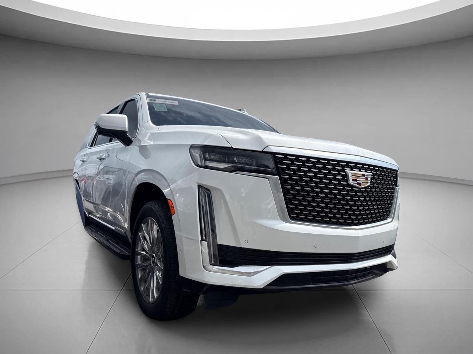 Used 2023 Crystal White Tricoat Cadillac 4WD Premium Luxury image 22