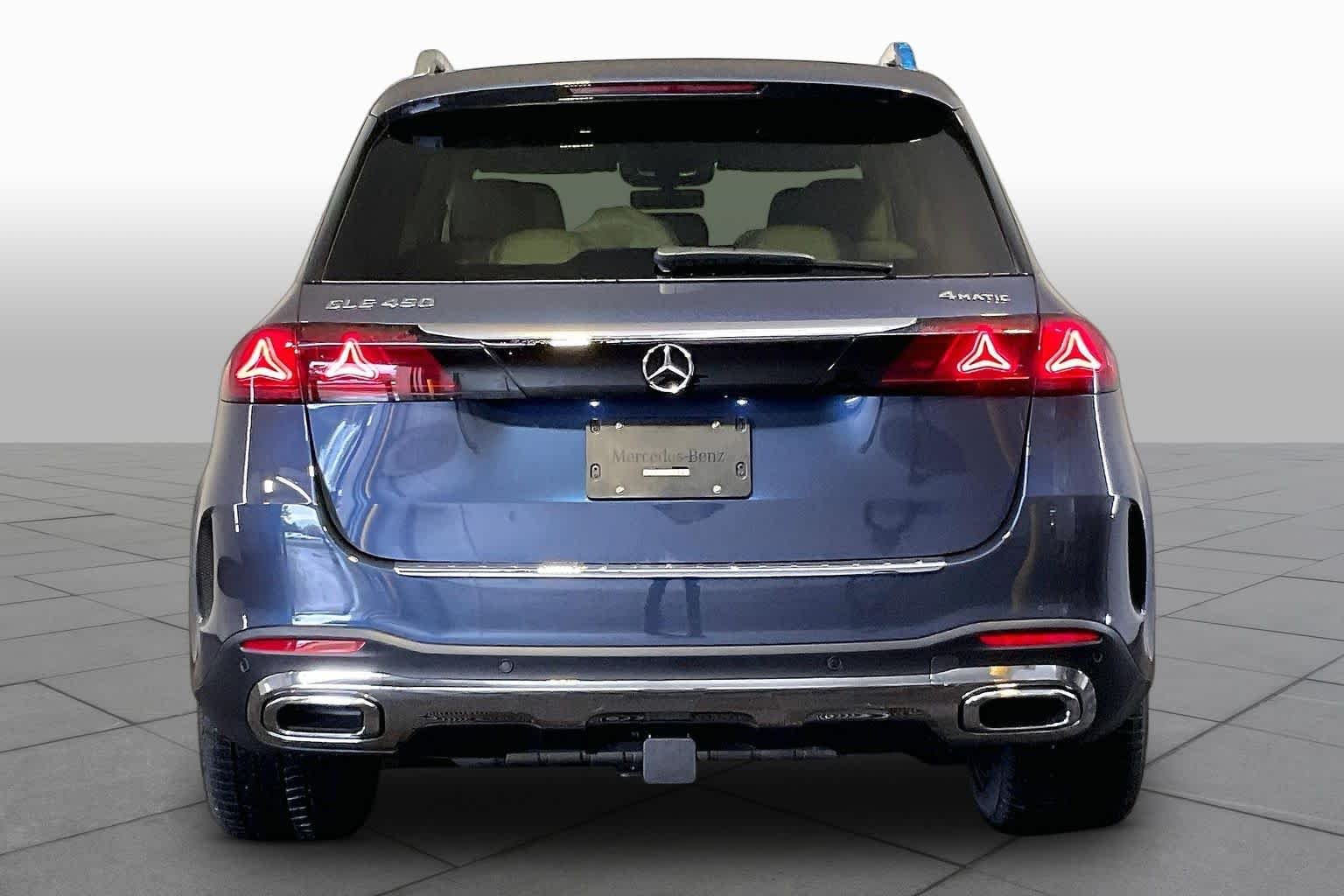New 2027 Twilight Blue Metallic Mercedes-Benz GLE 450 image 4