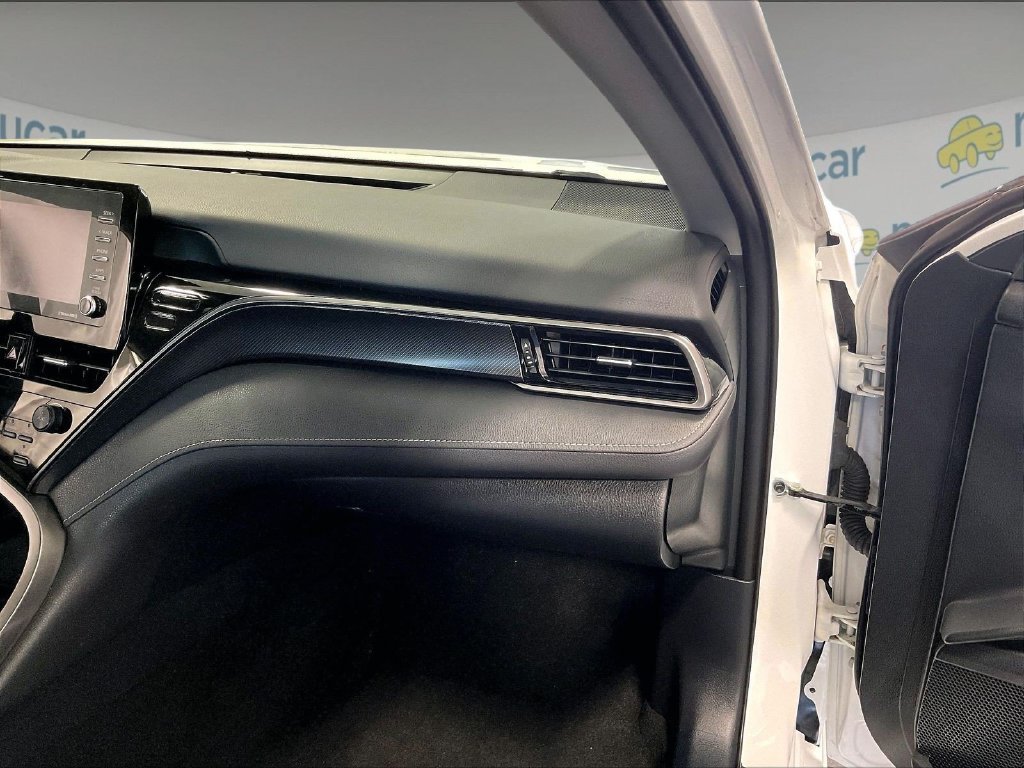 Used 2021 White Toyota SE image 13