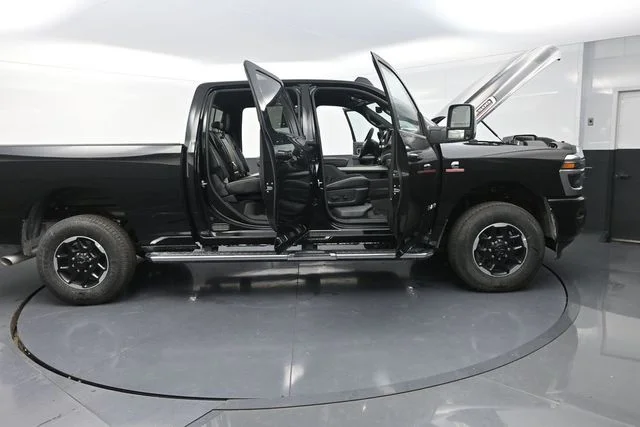 2026 RAM 2500 Laramie - Photo 37