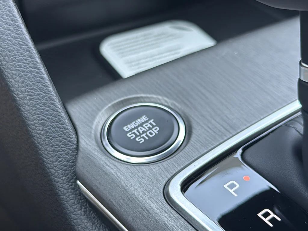 New 2026 Glacial White Pearl Kia X-Line image 23