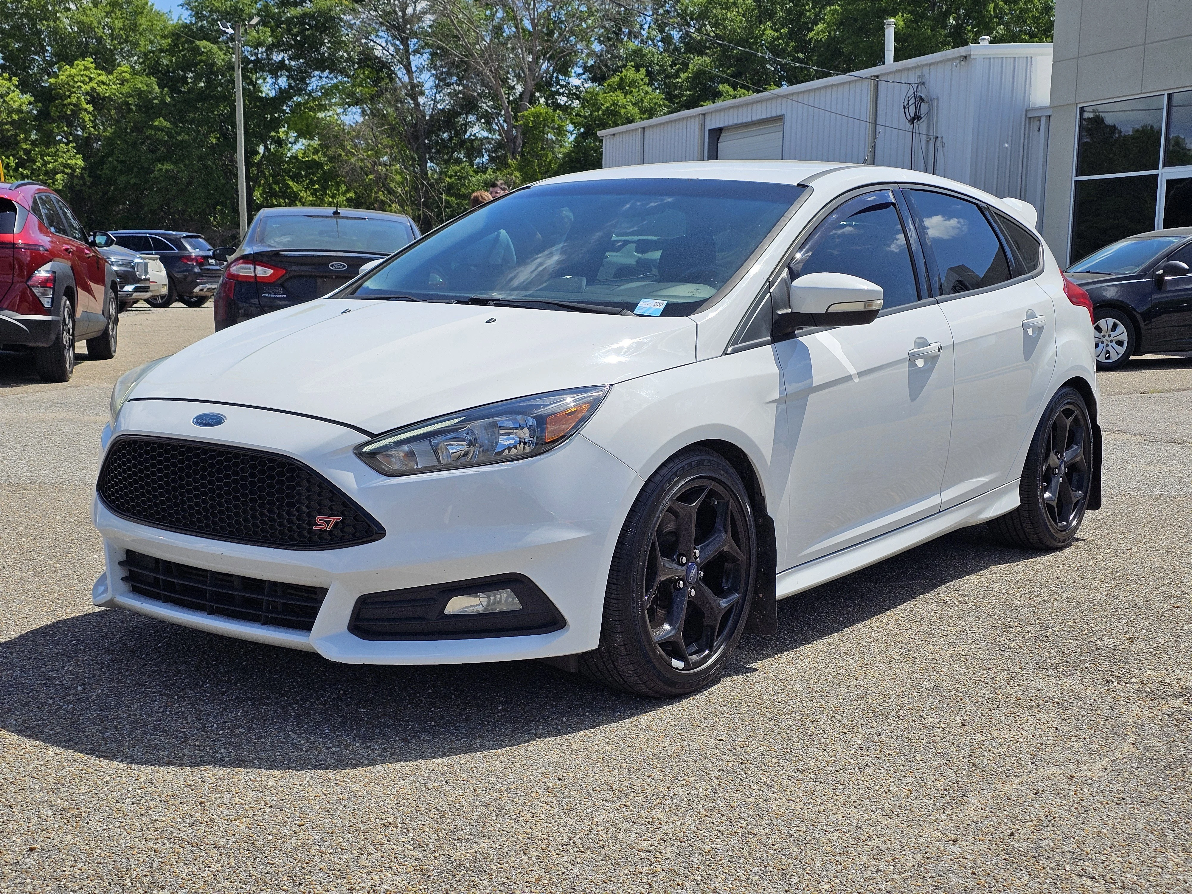 2017 Ford Focus 5 Door Hatch ST's photo