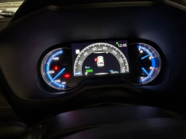 Used 2024  Toyota LE image 8