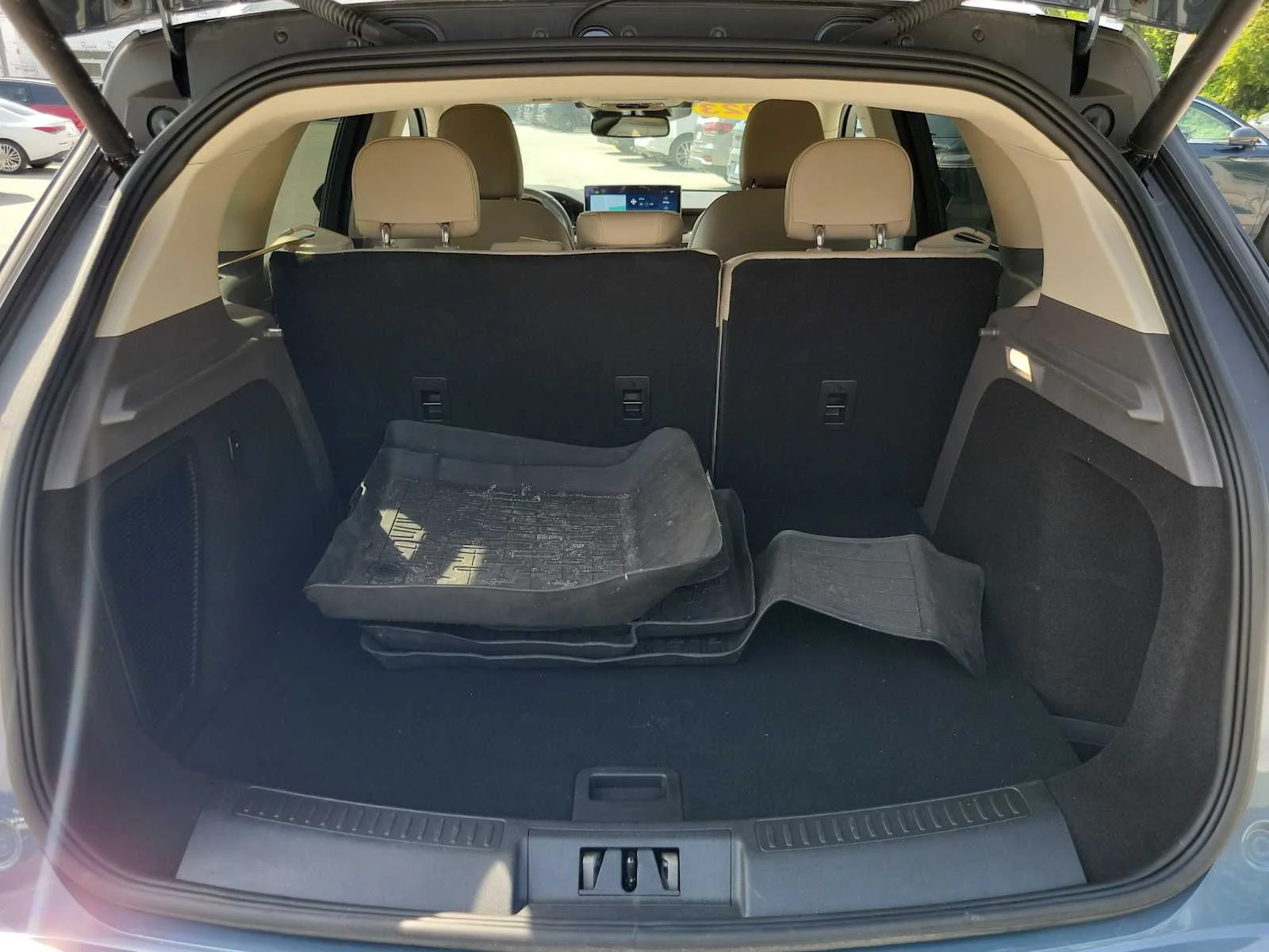 Used 2023 Vapor Blue Lincoln Reserve image 7