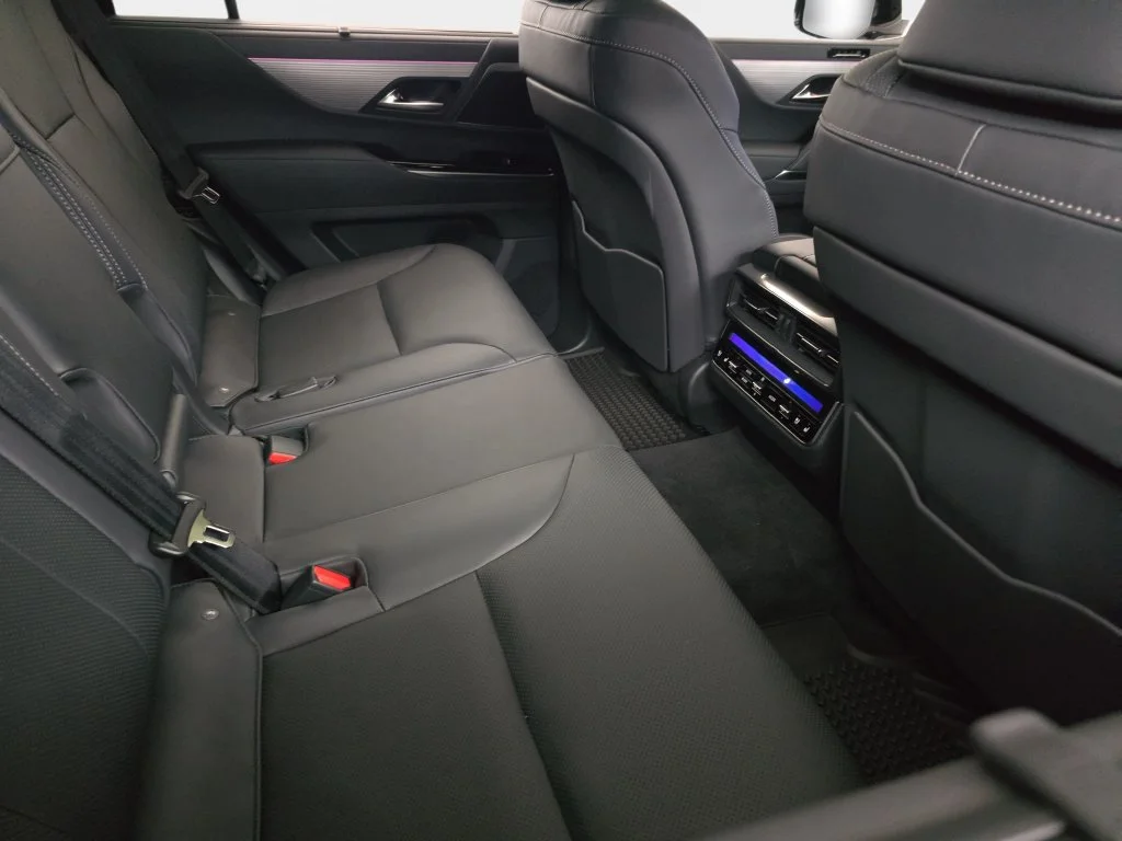 New 2026 Ultra White Lexus F SPORT HANDLING image 11
