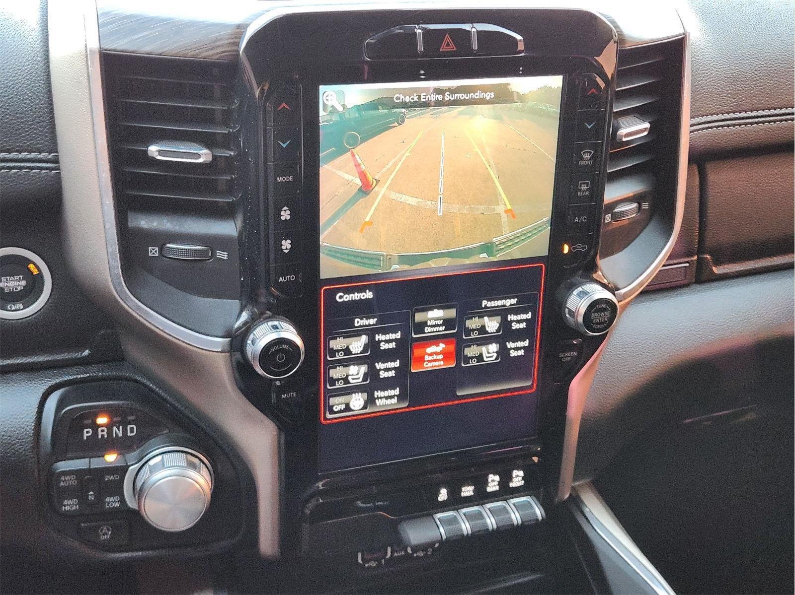 Used 2020 Diamond Black Crystal Pearlcoat Ram Laramie image 17