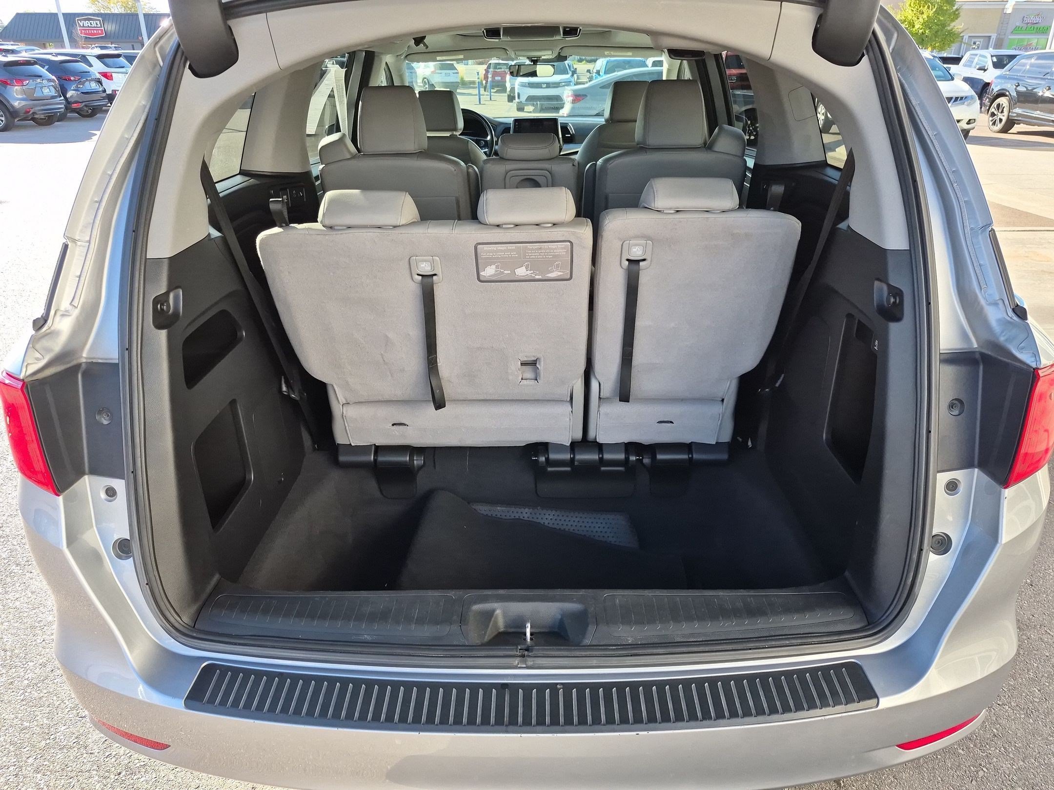Certified Used 2019 Silver Honda EX-L Auto image 32