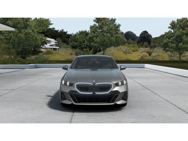 New 2027 Oxide Grey Metallic BMW 530i xDrive image 3
