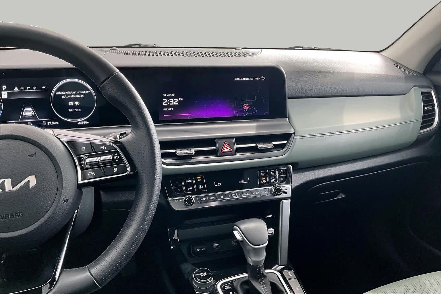 Pre-Owned 2024 Kia Seltos SX