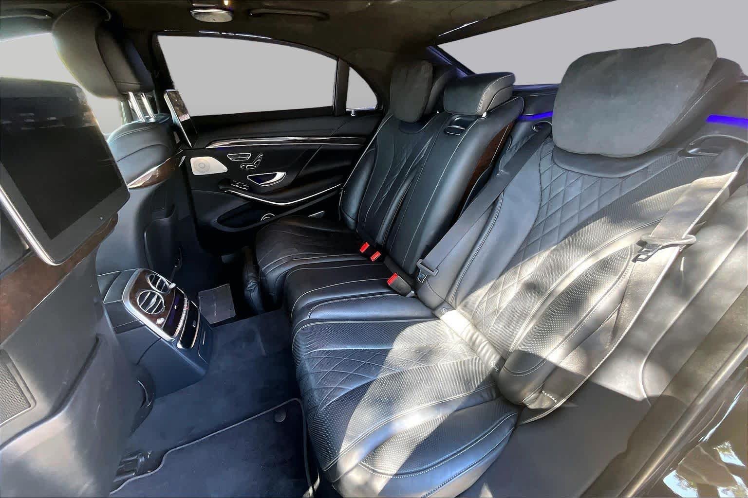 Used 2019 Obsidian Black Metallic Mercedes-Benz S 560 image 21