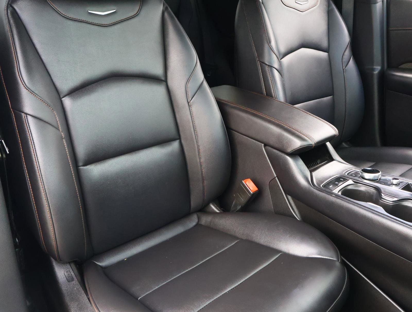 2022 Cadillac XT4 Sport - Photo 22