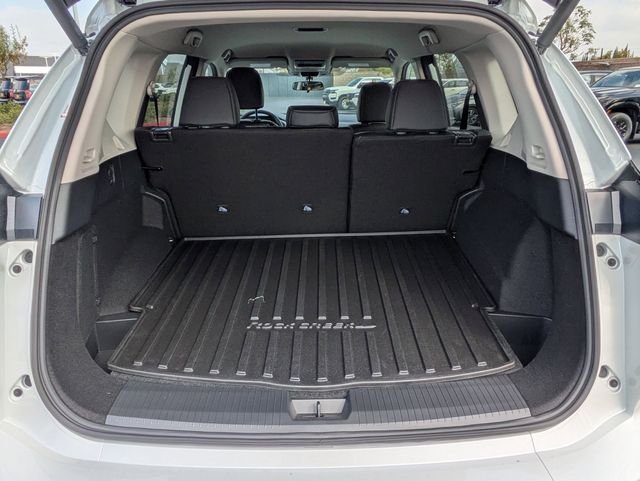 New 2026 Everest White Pearl TriCoat Nissan Rock Creek® image 26