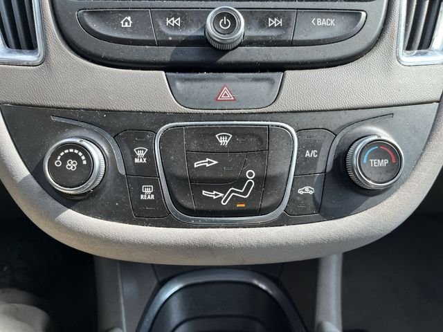 Used 2017 Red Chevrolet LT image 18