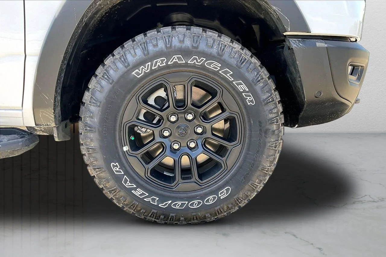 New 2026 Bright White Clear-Coat Exterior Paint RAM Rebel image 36